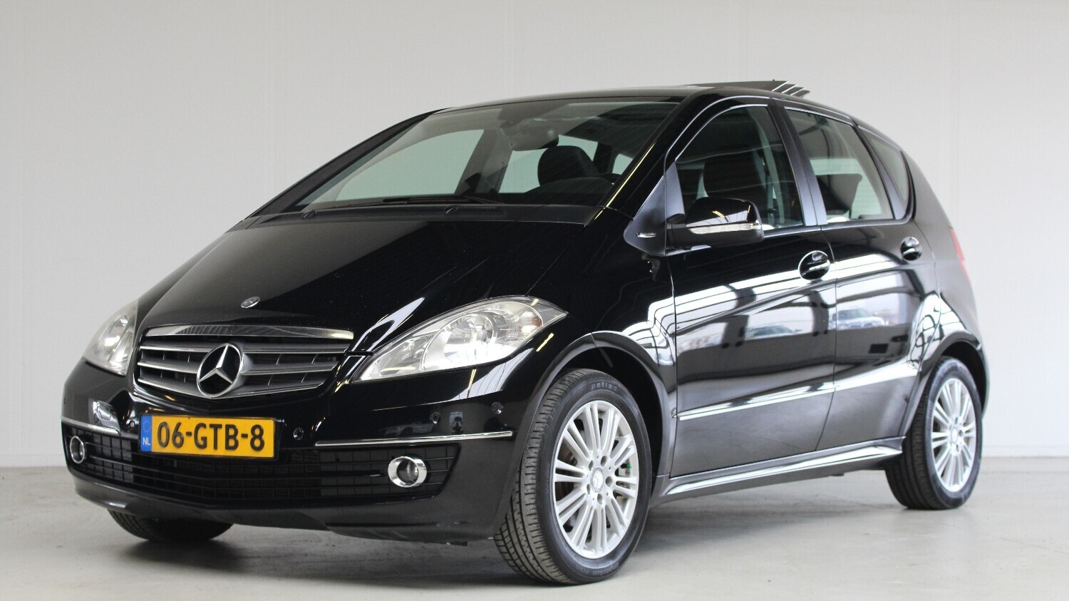 Mercedes-Benz A-klasse Hatchback 2008 06-GTB-8 1