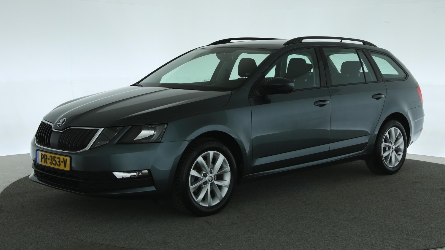 Skoda Octavia Station 2017 PR-353-V 1