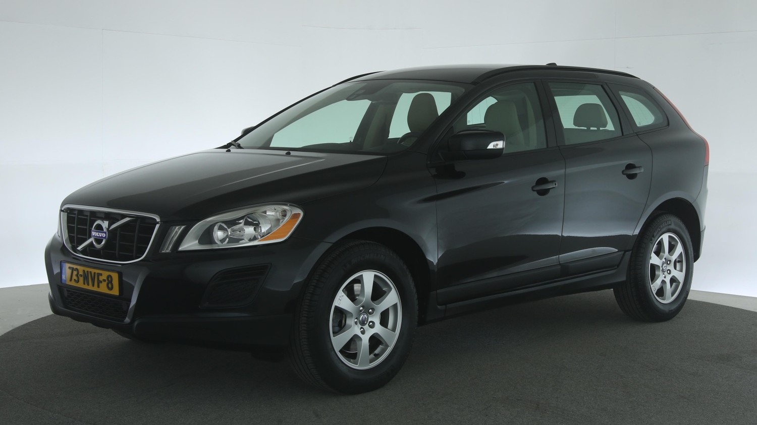 Volvo XC60 SUV / Terreinwagen 2010 73-NVF-8 1