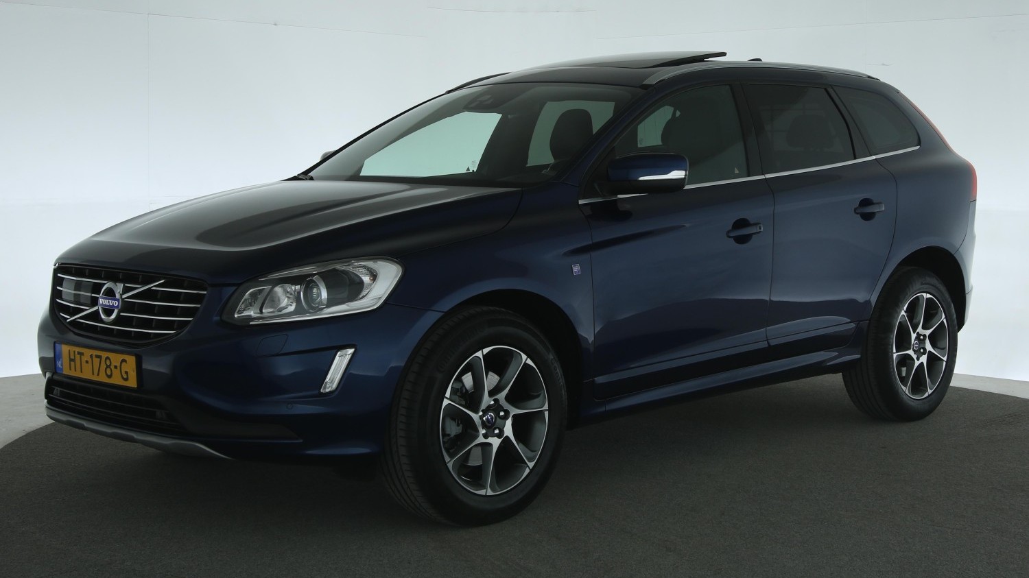 Volvo XC60 SUV / Terreinwagen 2016 HT-178-G 1