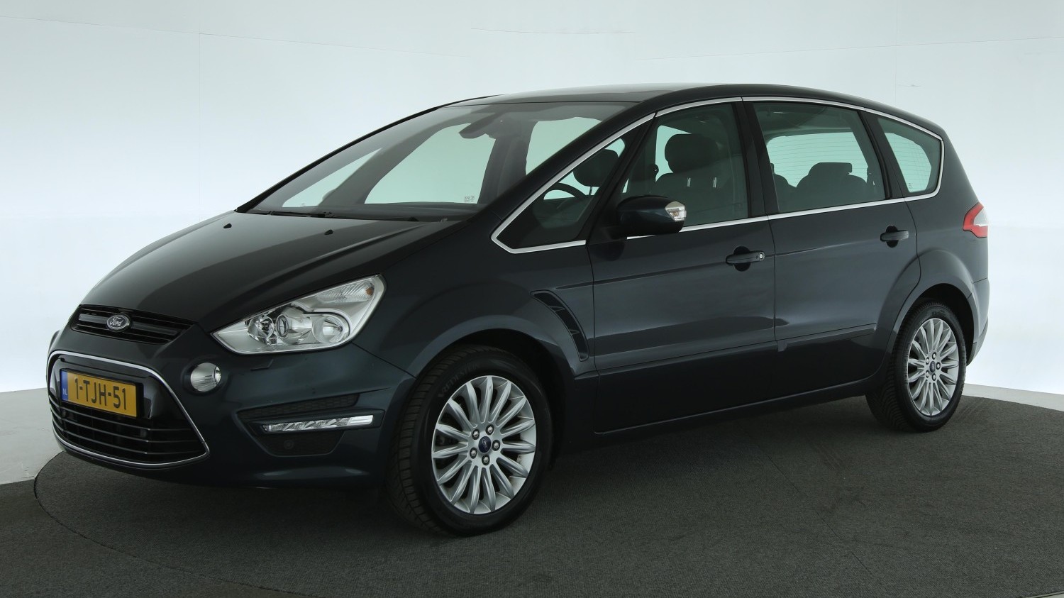Ford S-Max MPV 2014 1-TJH-51 1