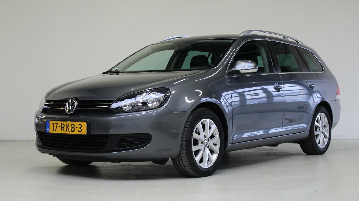 Volkswagen Golf Station 2011 17-RKB-3 1