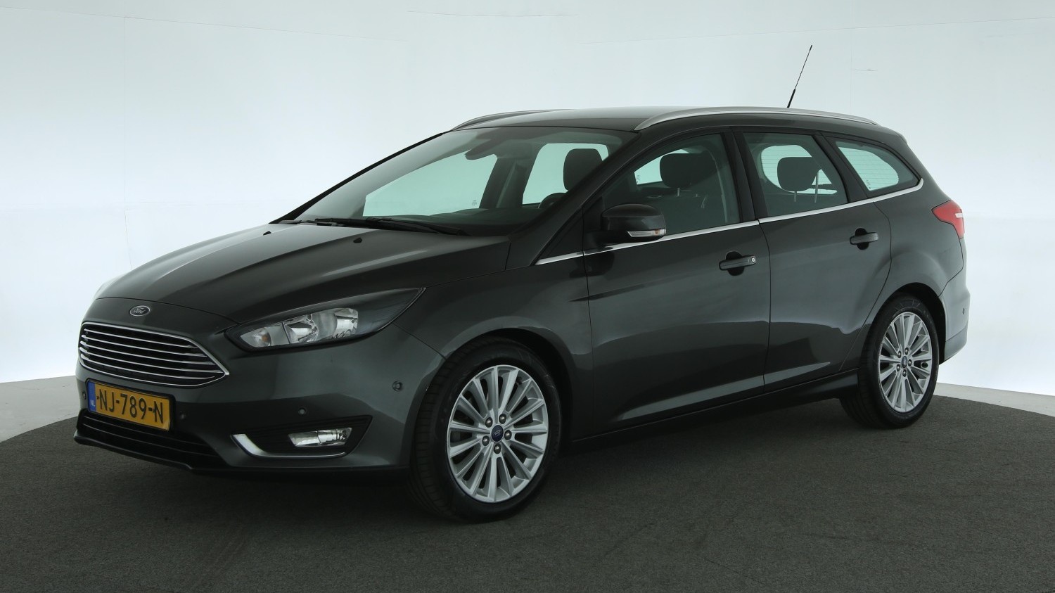 Ford Focus Station 2017 NJ-789-N 1