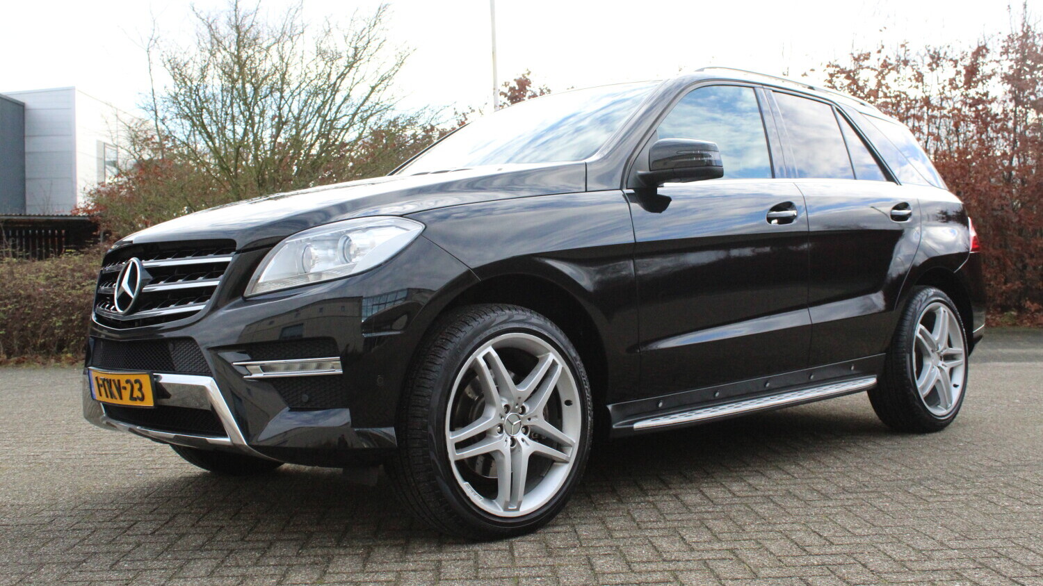 Mercedes-Benz M-Klasse SUV / Terreinwagen 2012 1-TKV-23 1