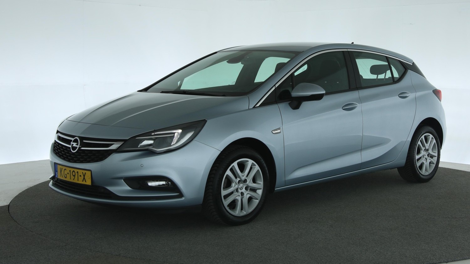 Opel Astra Hatchback 2016 KG-191-X 1