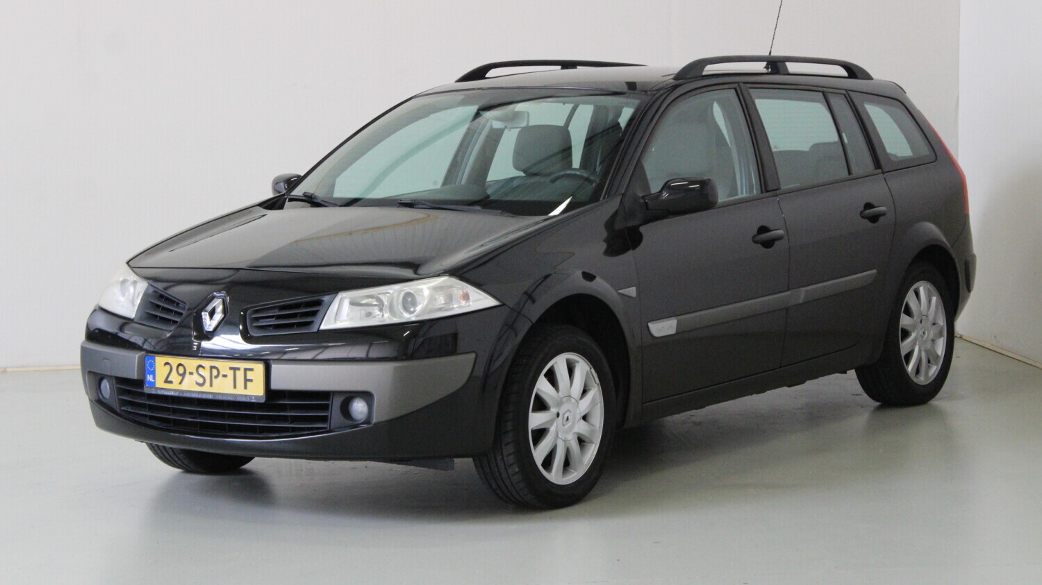 Renault Mégane Station 2006 29-SP-TF 1