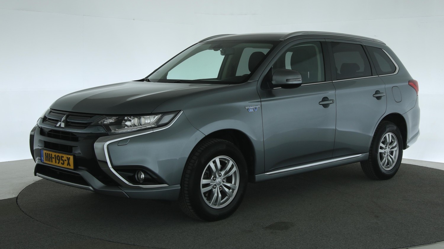 Mitsubishi Outlander SUV / Terreinwagen 2015 HH-195-X 1