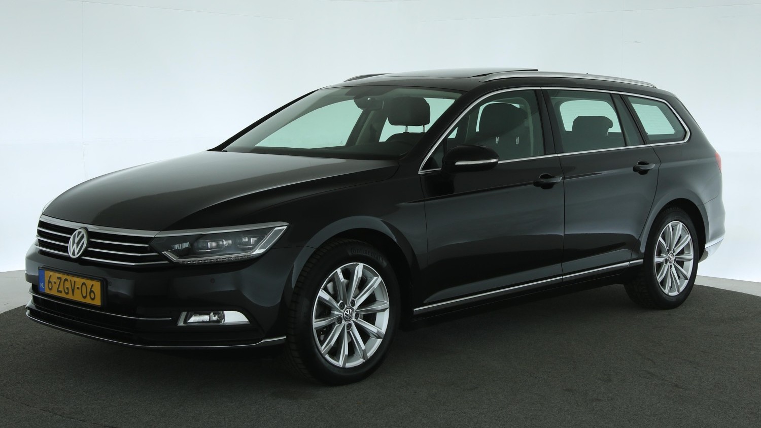 Volkswagen Passat Station 2015 6-ZGV-06 1