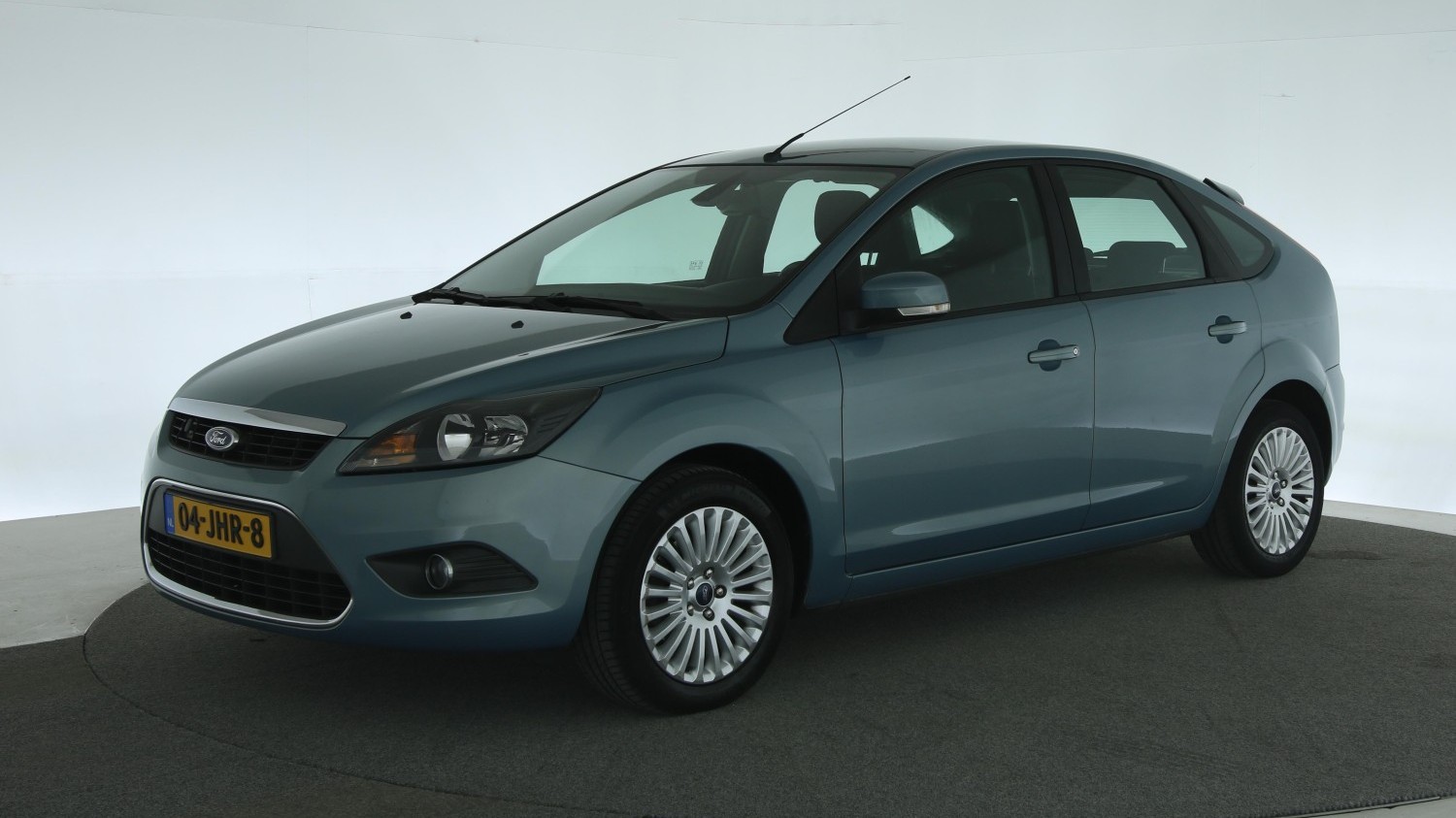 Ford Focus Hatchback 2009 04-JHR-8 1