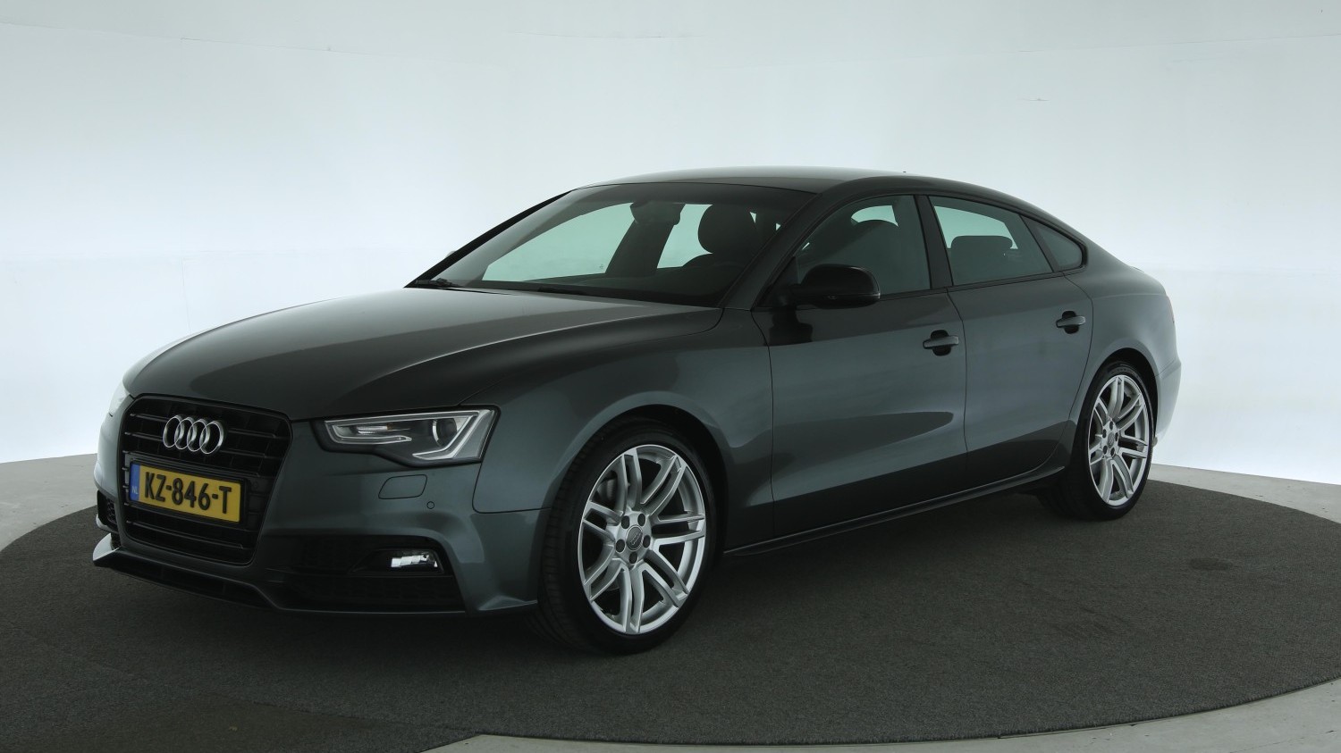 Audi A5 Hatchback 2017 KZ-846-T 1