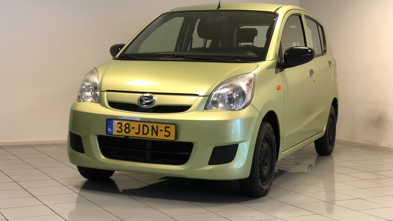 Daihatsu Cuore Hatchback 2009 38-JDN-5 1
