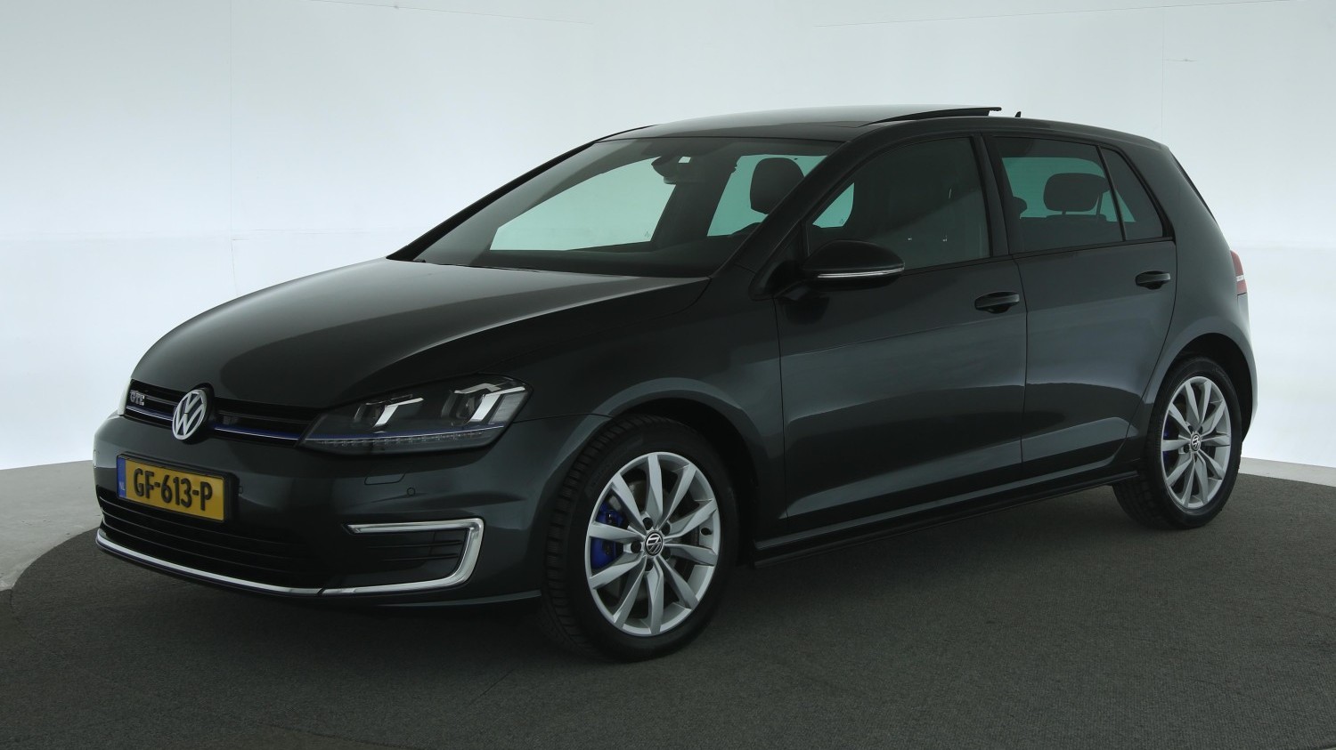 Volkswagen Golf Hatchback 2015 GF-613-P 1