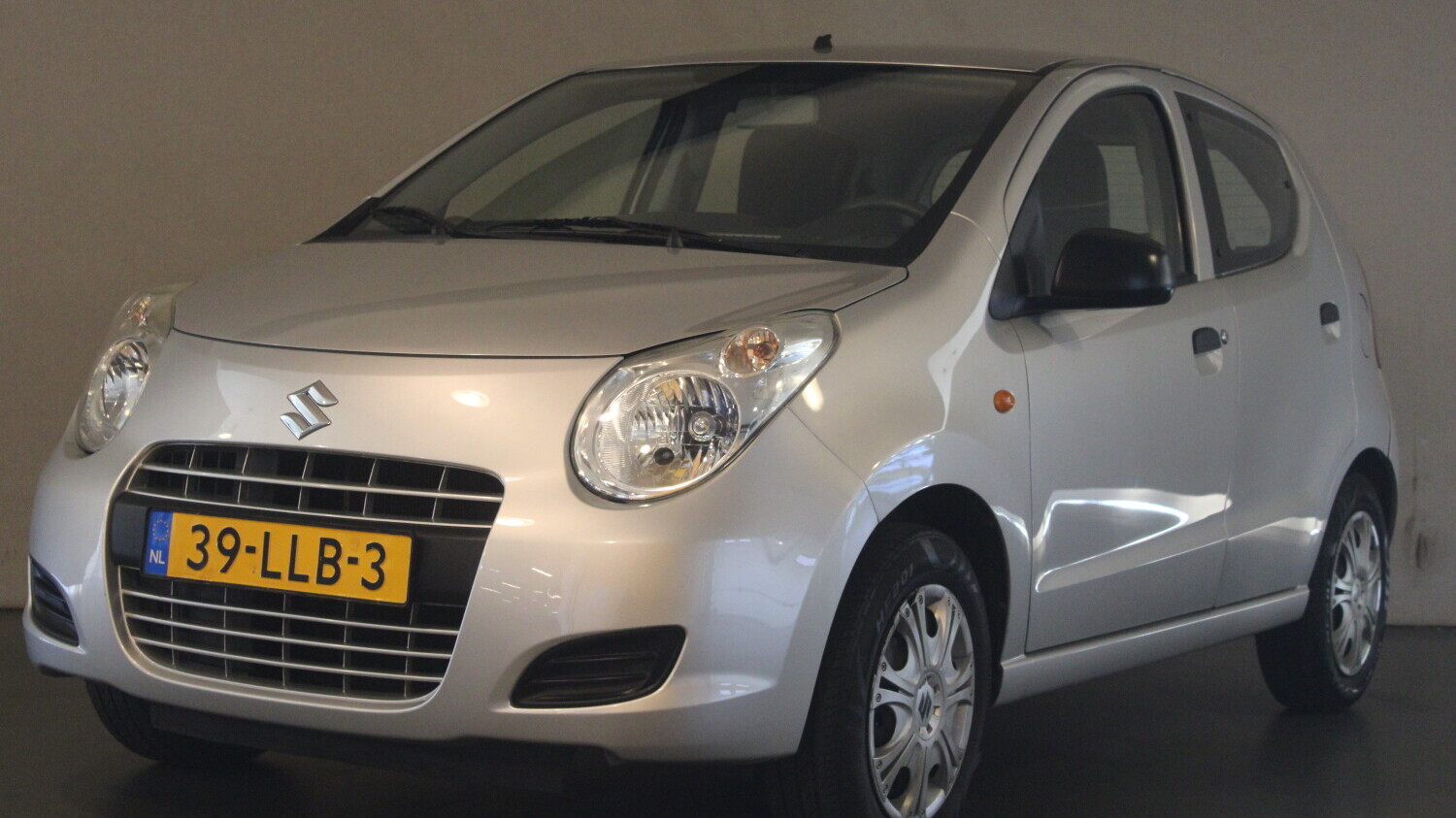 Suzuki Alto Hatchback 2010 39-LLB-3 1