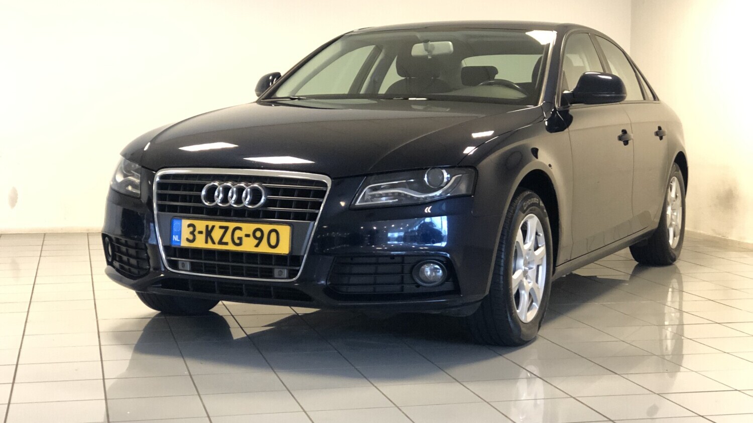 Audi A4 Sedan 2008 3-KZG-90 1