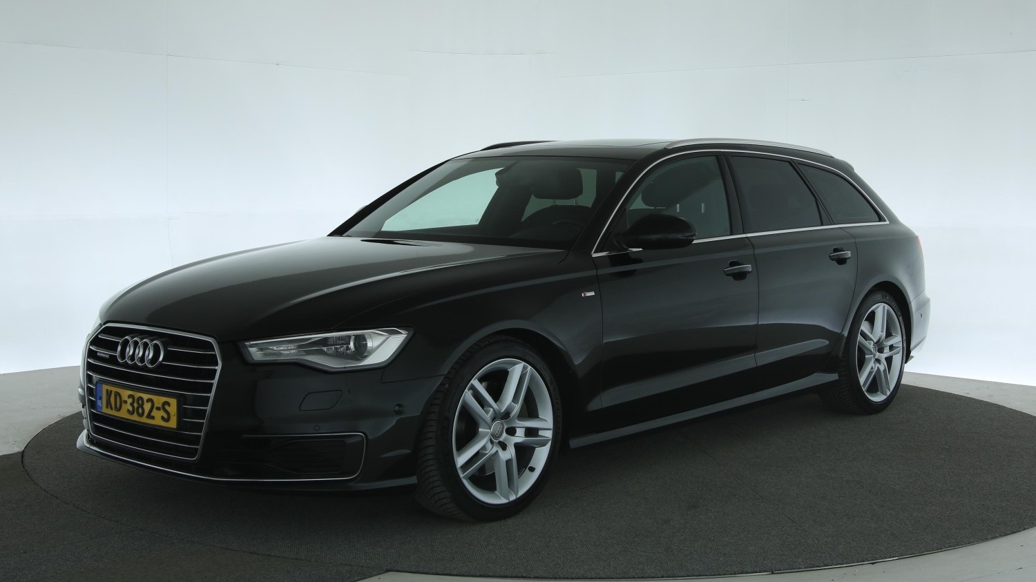 Audi A6 Station 2015 KD-382-S 1