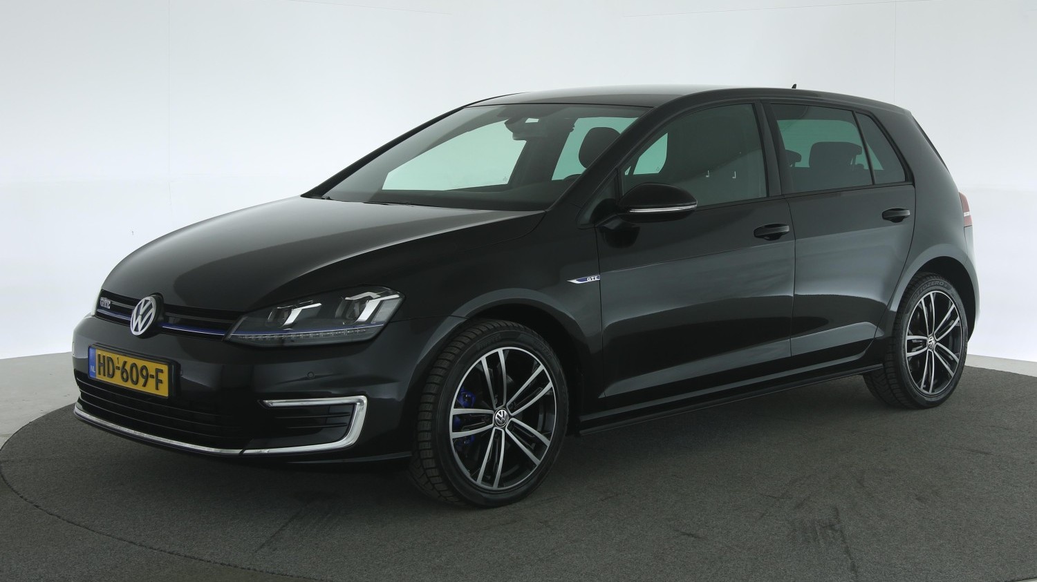 Volkswagen Golf Hatchback 2015 HD-609-F 1