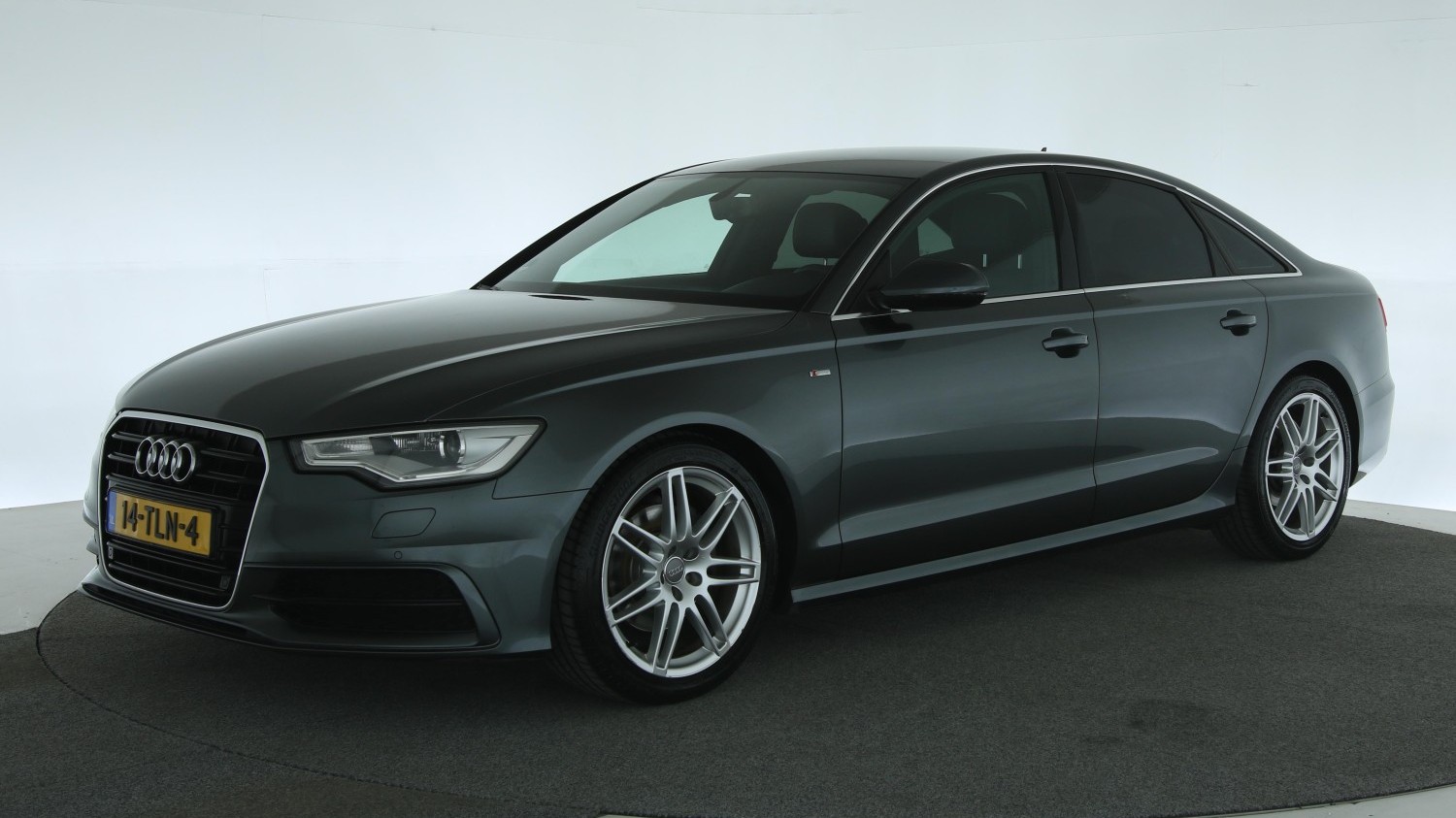Audi A6 Sedan 2012 14-TLN-4 1