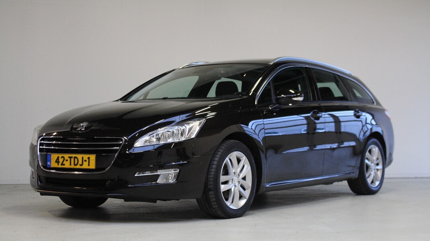 Peugeot 508 Station 2012 42-TDJ-1 1