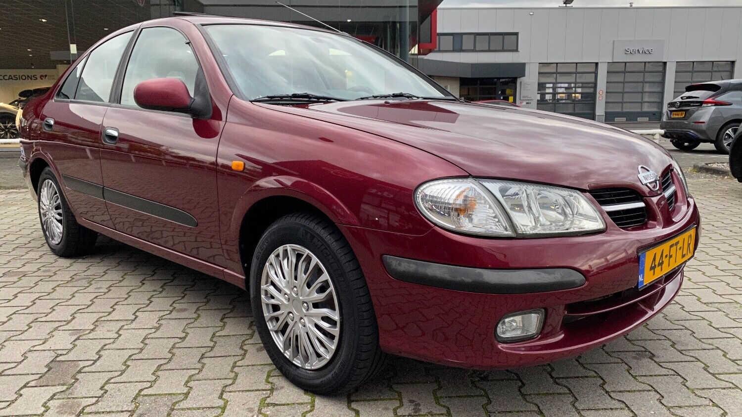Nissan Almera Sedan 2000 44-FT-LR 1