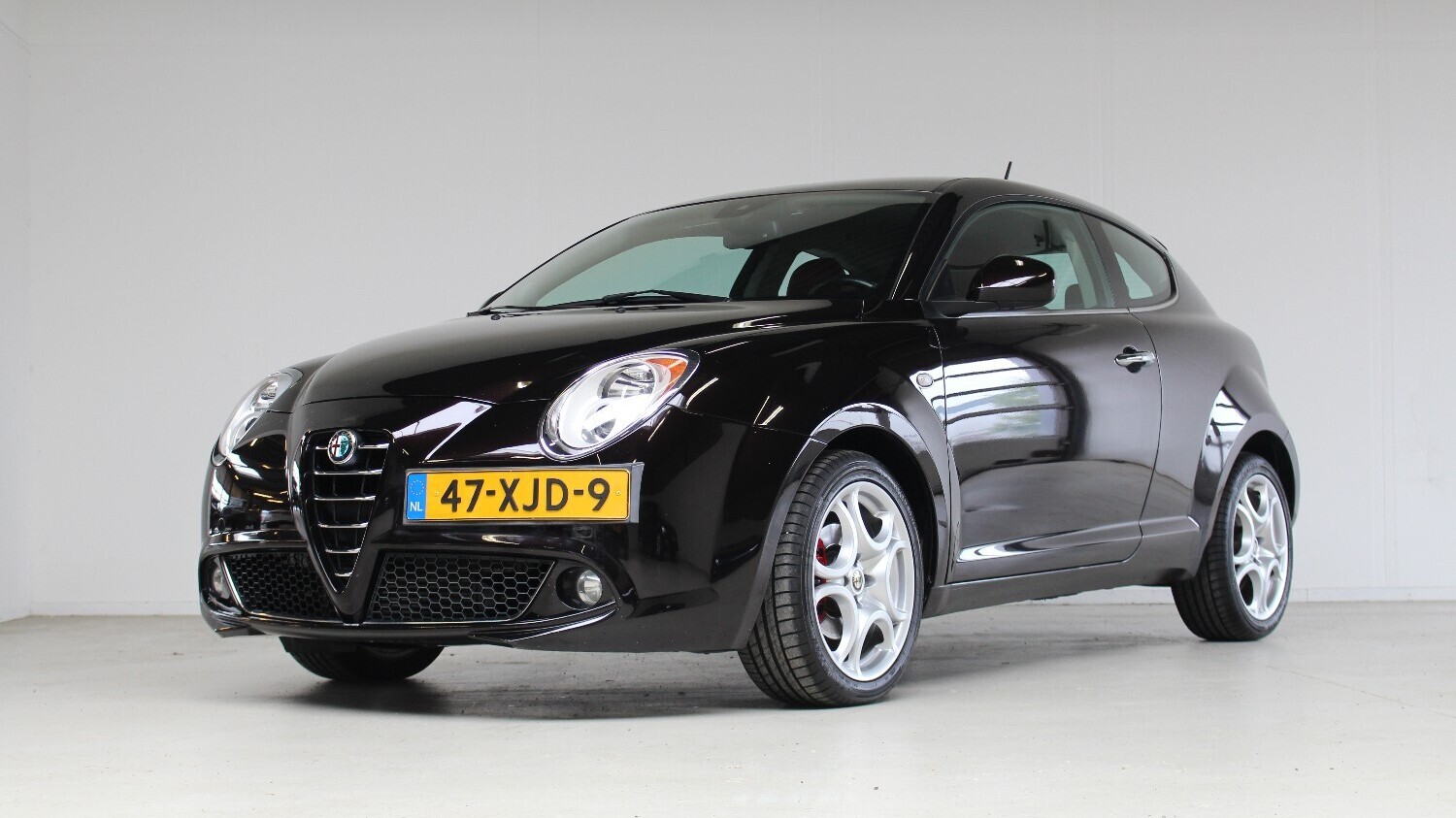 Alfa Romeo MiTo Hatchback 2012 47-XJD-9 1