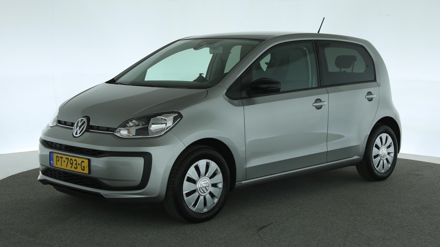 Volkswagen Up! Hatchback 2017 PT-793-G 1
