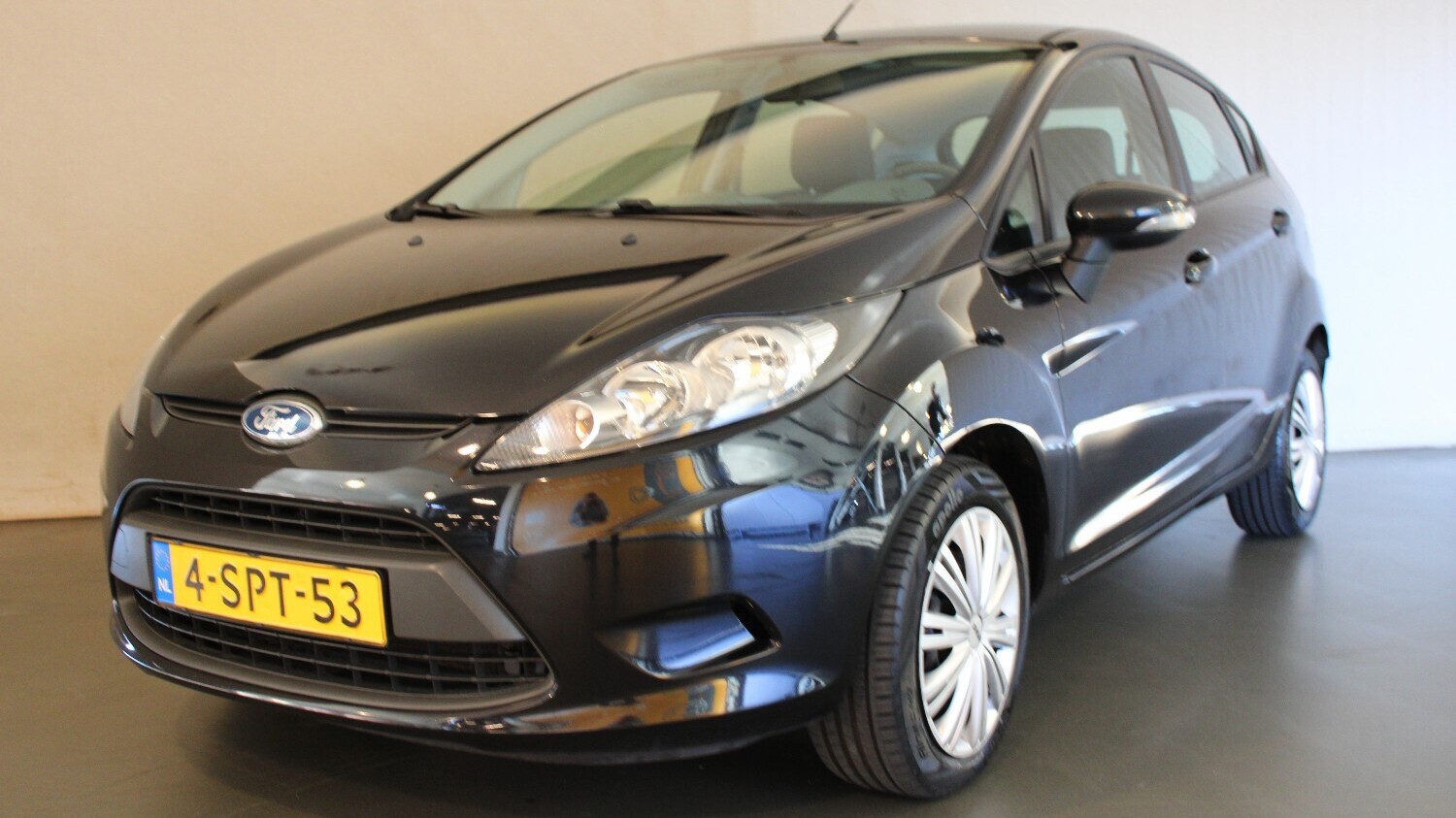 Ford Fiesta Hatchback 2009 4-SPT-53 1