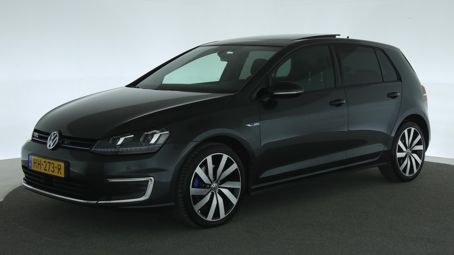 Volkswagen Golf Hatchback 2015 HH-273-R 1