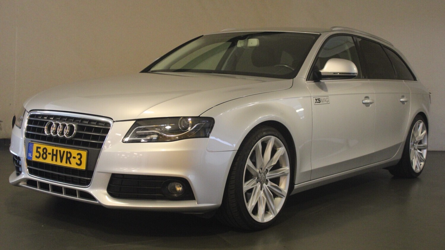 Audi A4 Station 2009 58-HVR-3 1