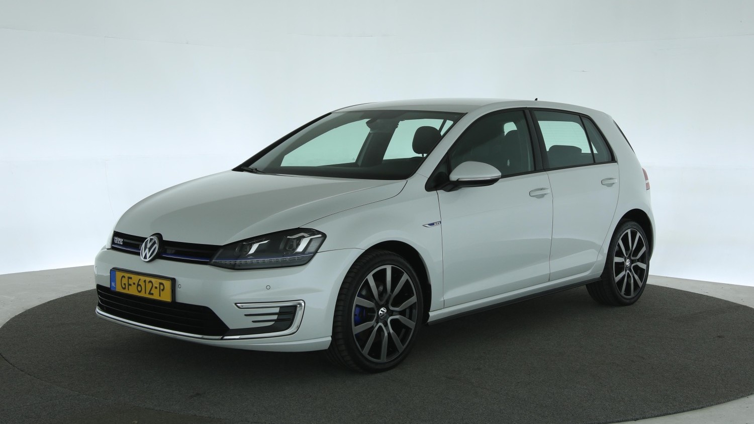 Volkswagen Golf Hatchback 2015 GF-612-P 1