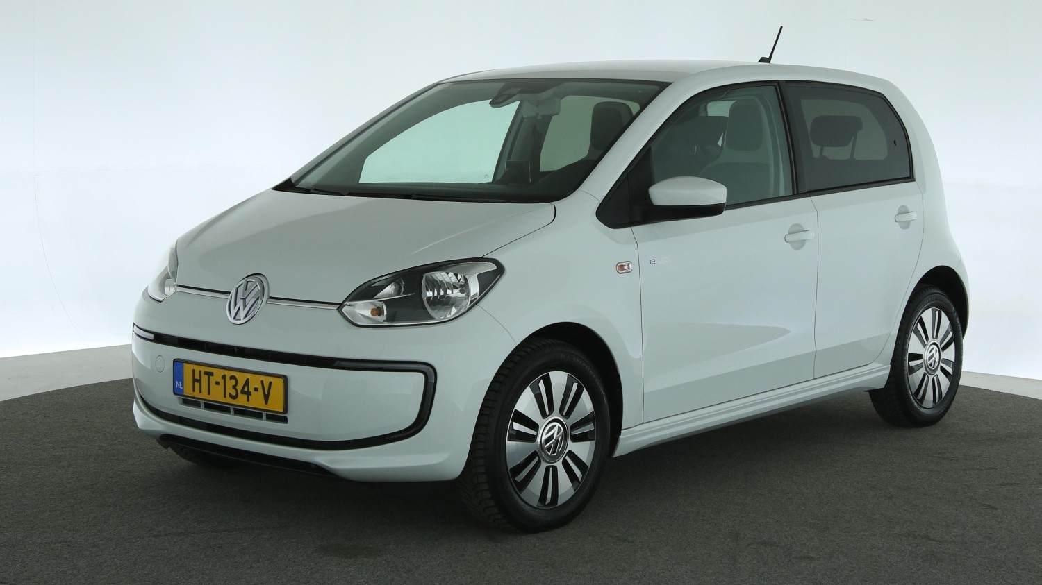 Volkswagen e-Up! Hatchback 2016 HT-134-V 1