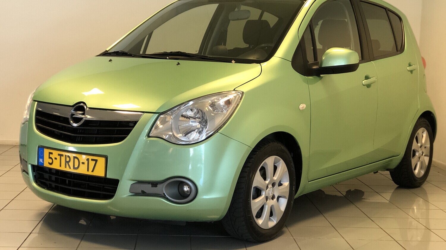 Opel Agila Hatchback 2009 5-TRD-17 1