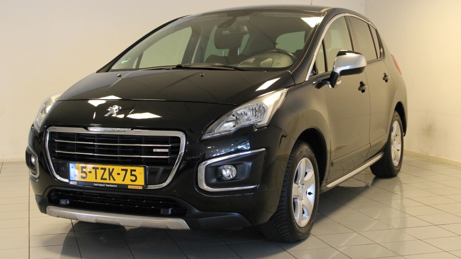 Peugeot 3008 MPV 2014 5-TZK-75 1