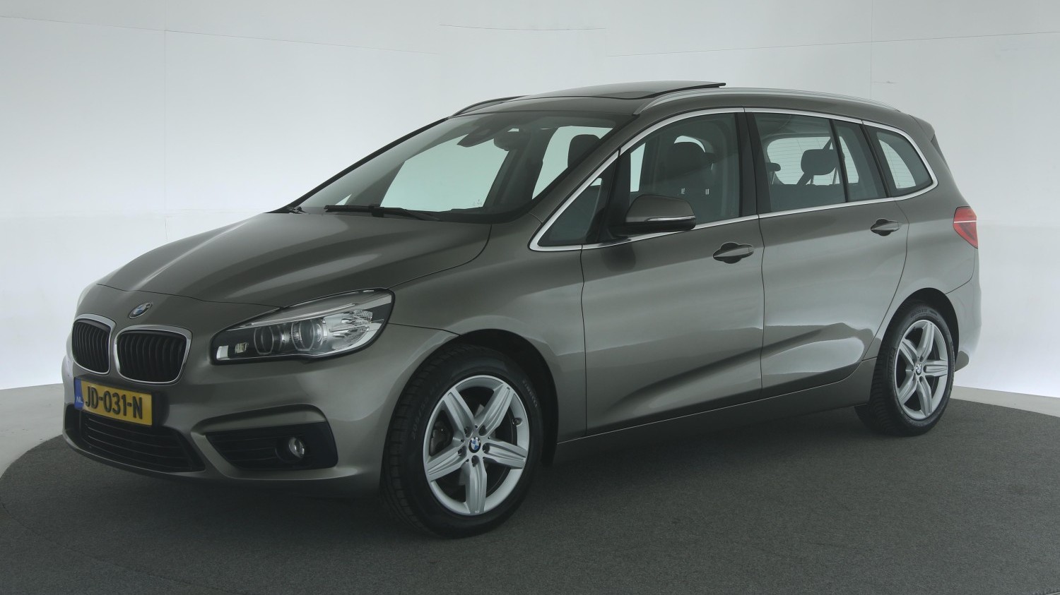 BMW 2-serie MPV 2016 JD-031-N 1