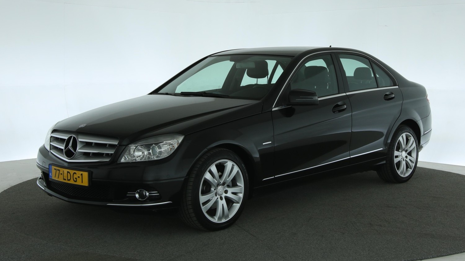 Mercedes-Benz C-klasse Sedan 2009 77-LDG-1 1