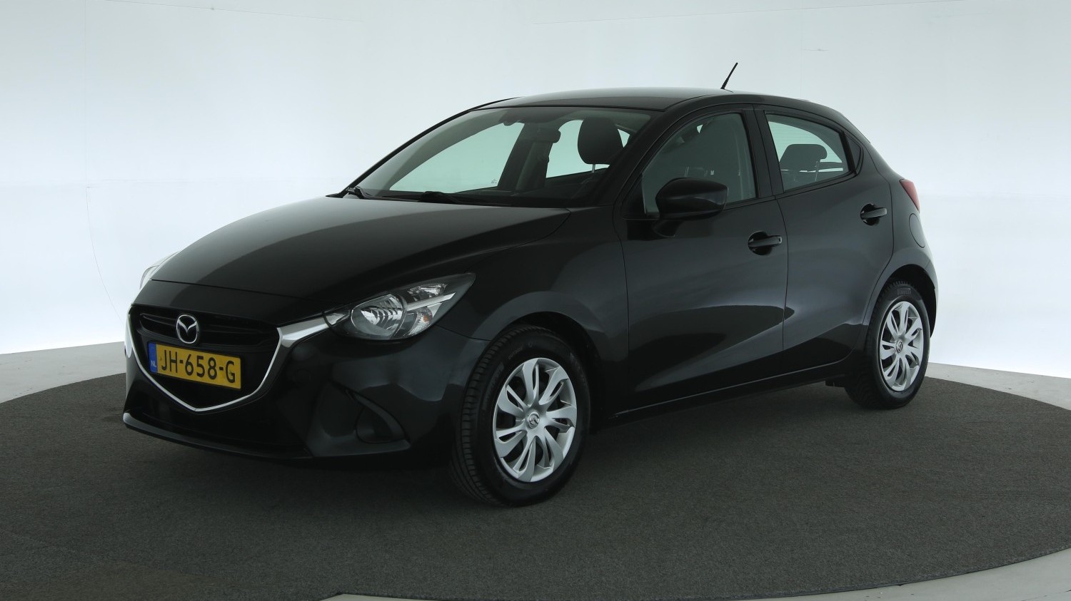 Mazda 2 Hatchback 2016 JH-658-G 1