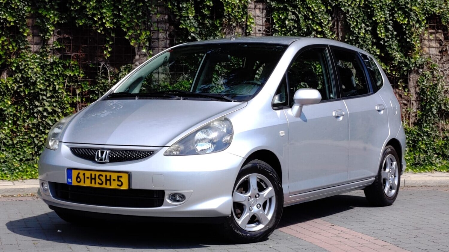 Honda Jazz MPV 2009 61-HSH-5 1