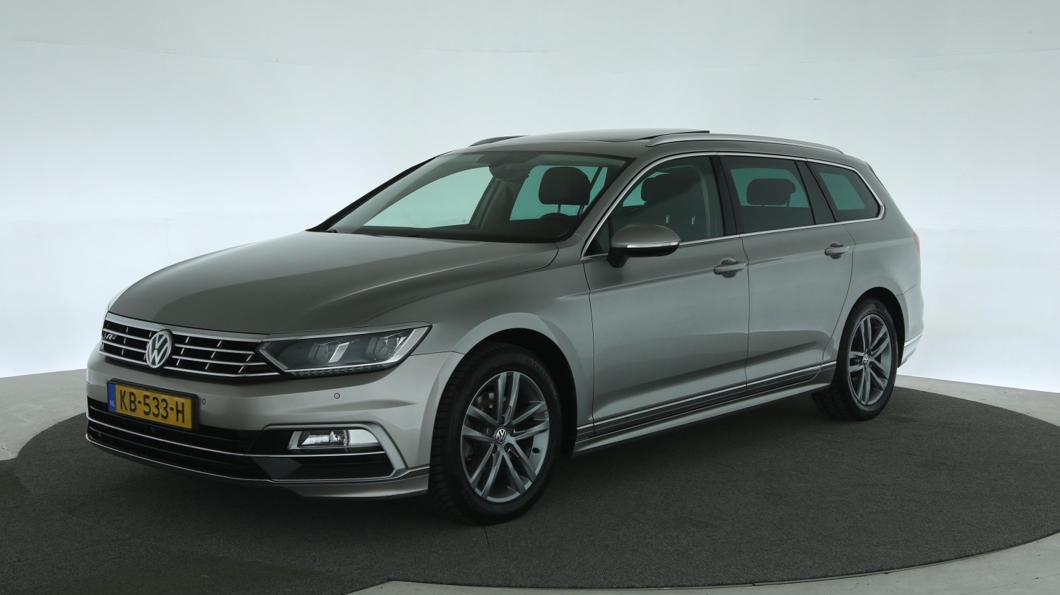 Volkswagen Passat Station 2016 KB-533-H 1