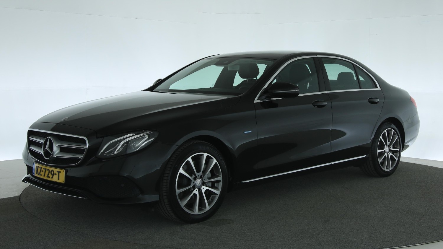 Mercedes-Benz E-Klasse Sedan 2016 KZ-729-T 1