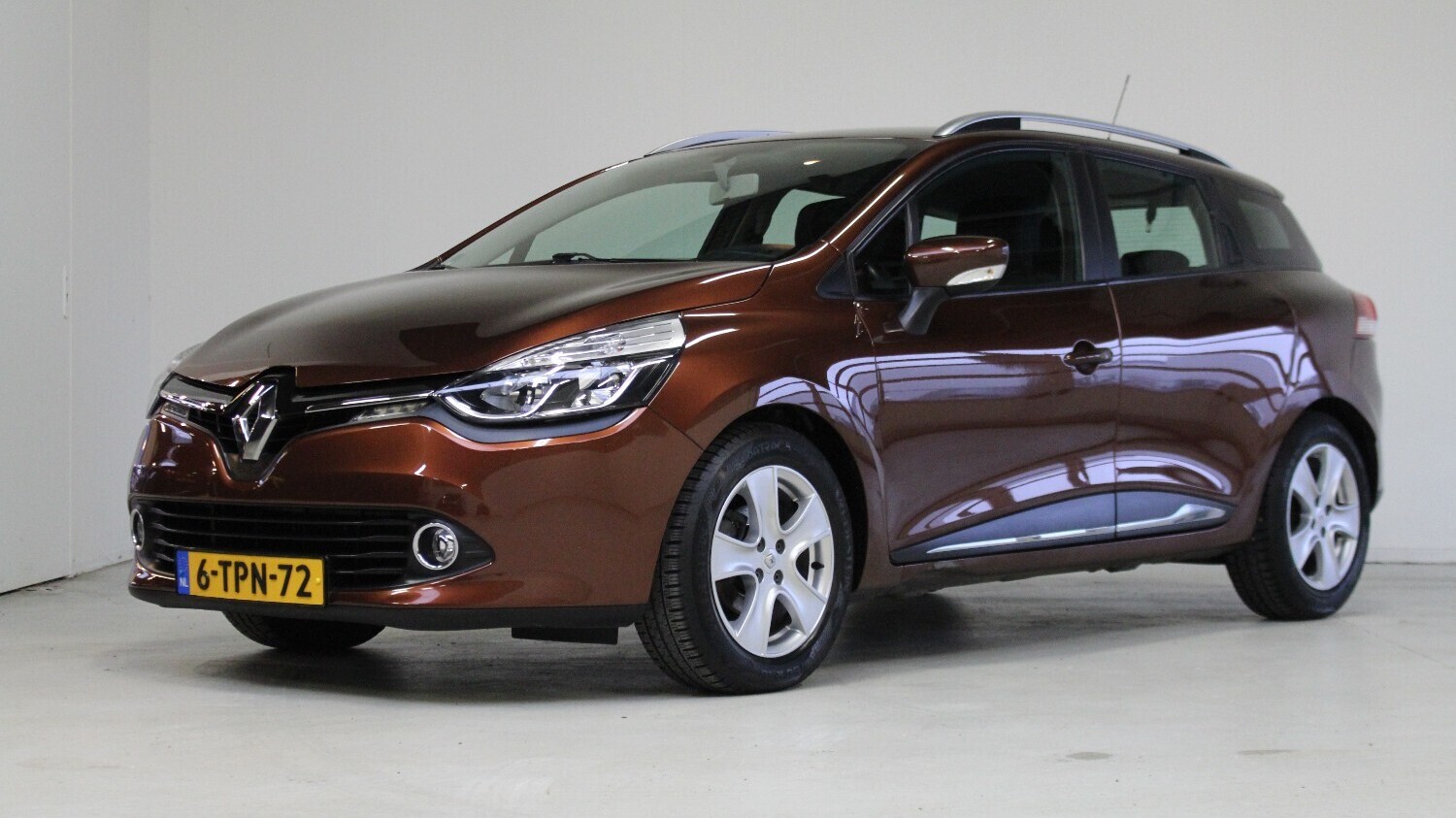 Renault Clio Station 2013 6-TPN-72 1