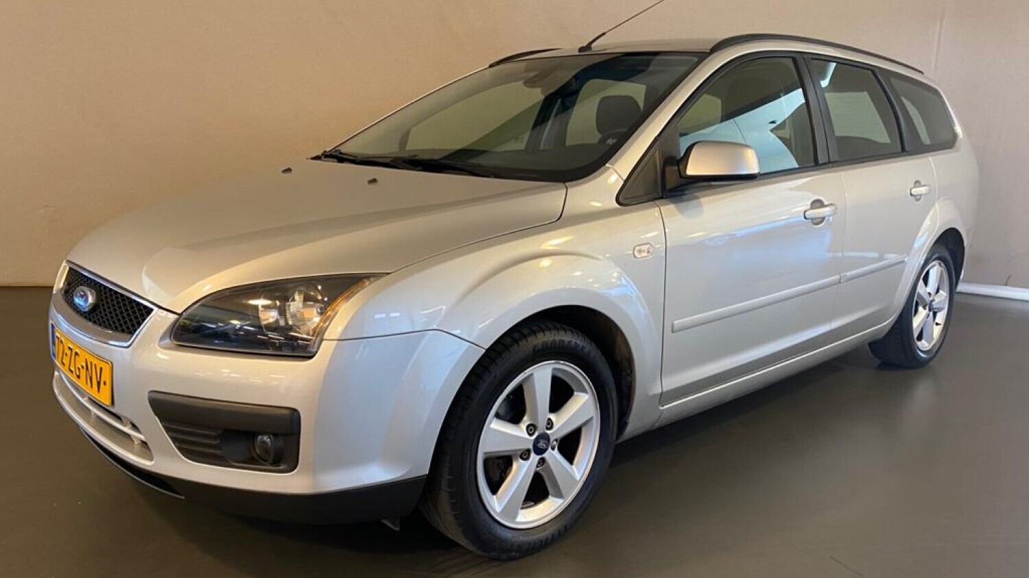 Ford Focus Station 2008 72-ZG-NV 1