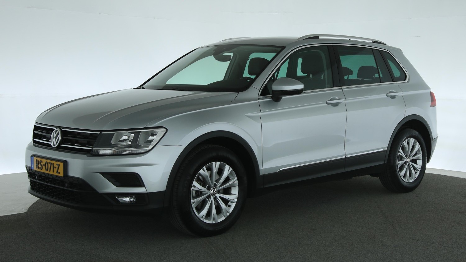 Volkswagen Tiguan SUV / Terreinwagen 2018 RS-071-Z 1