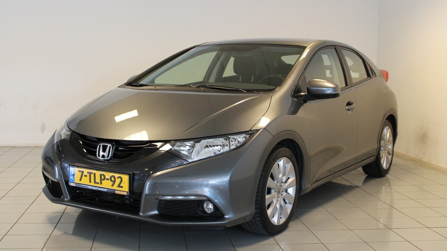 Honda Civic Hatchback 2014 7-TLP-92 1