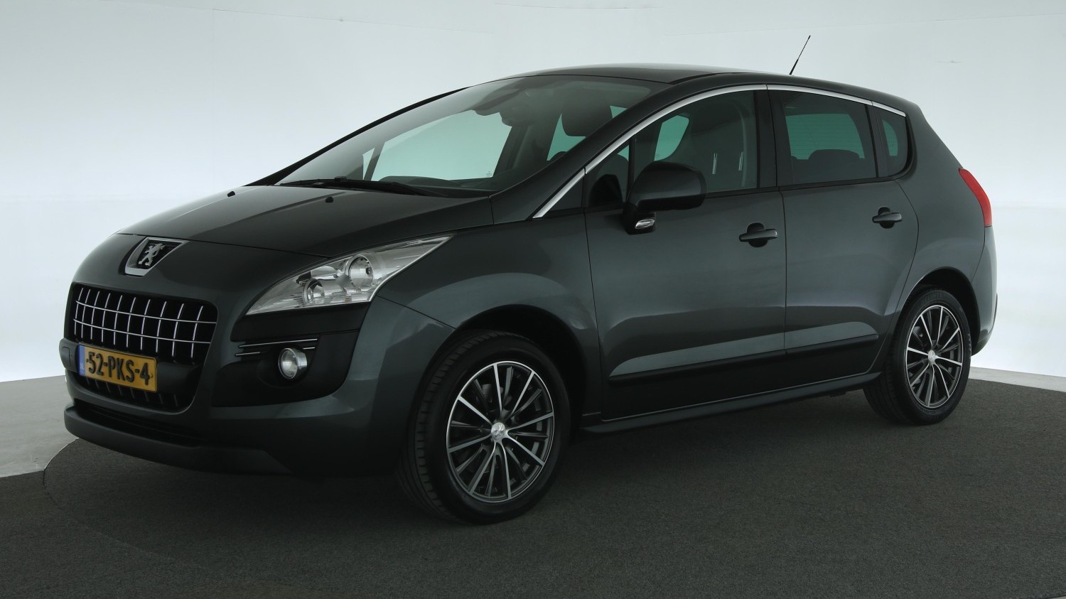 Peugeot 3008 MPV 2011 52-PKS-4 1