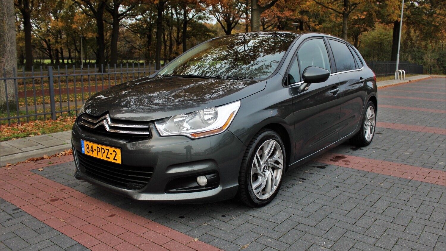 Citroen C4 Hatchback 2011 84-PPZ-2 1