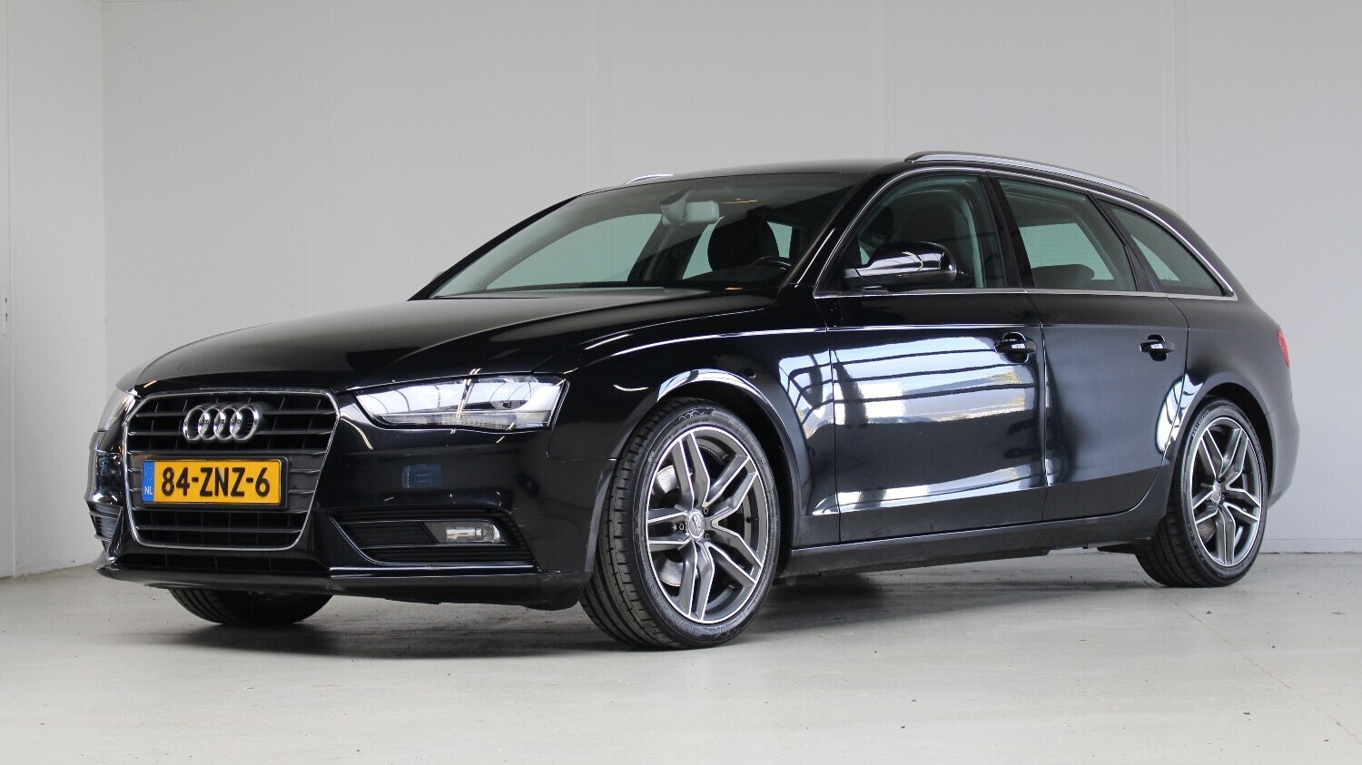 Audi A4 Station 2013 84-ZNZ-6 1