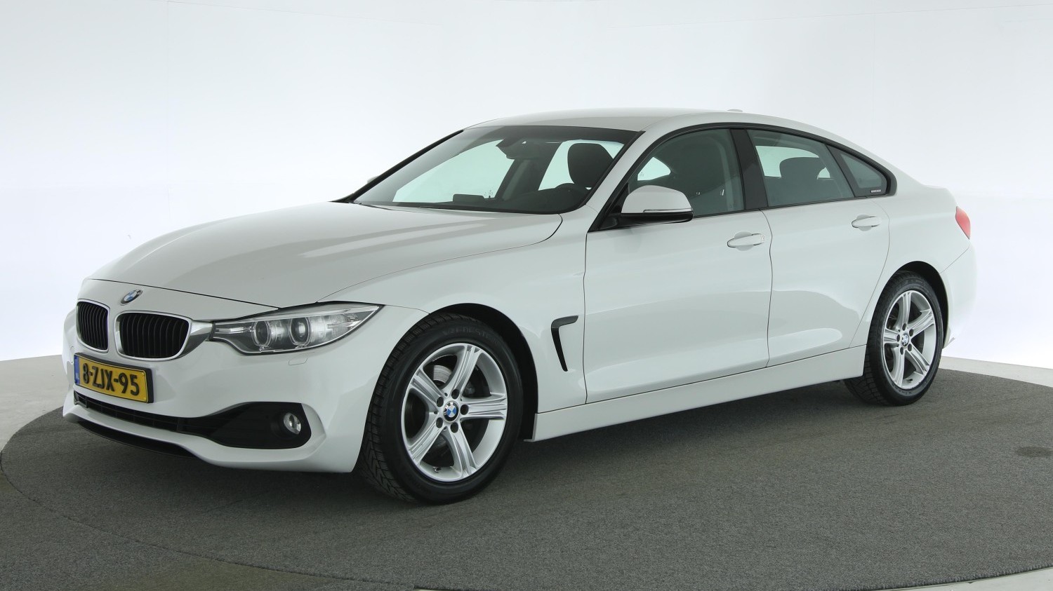 BMW 4-serie Hatchback 2015 8-ZJX-95 1