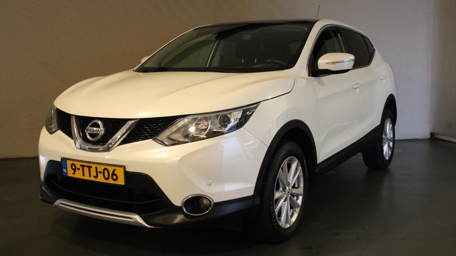 Nissan Qashqai SUV / Terreinwagen 2014 9-TTJ-06 1