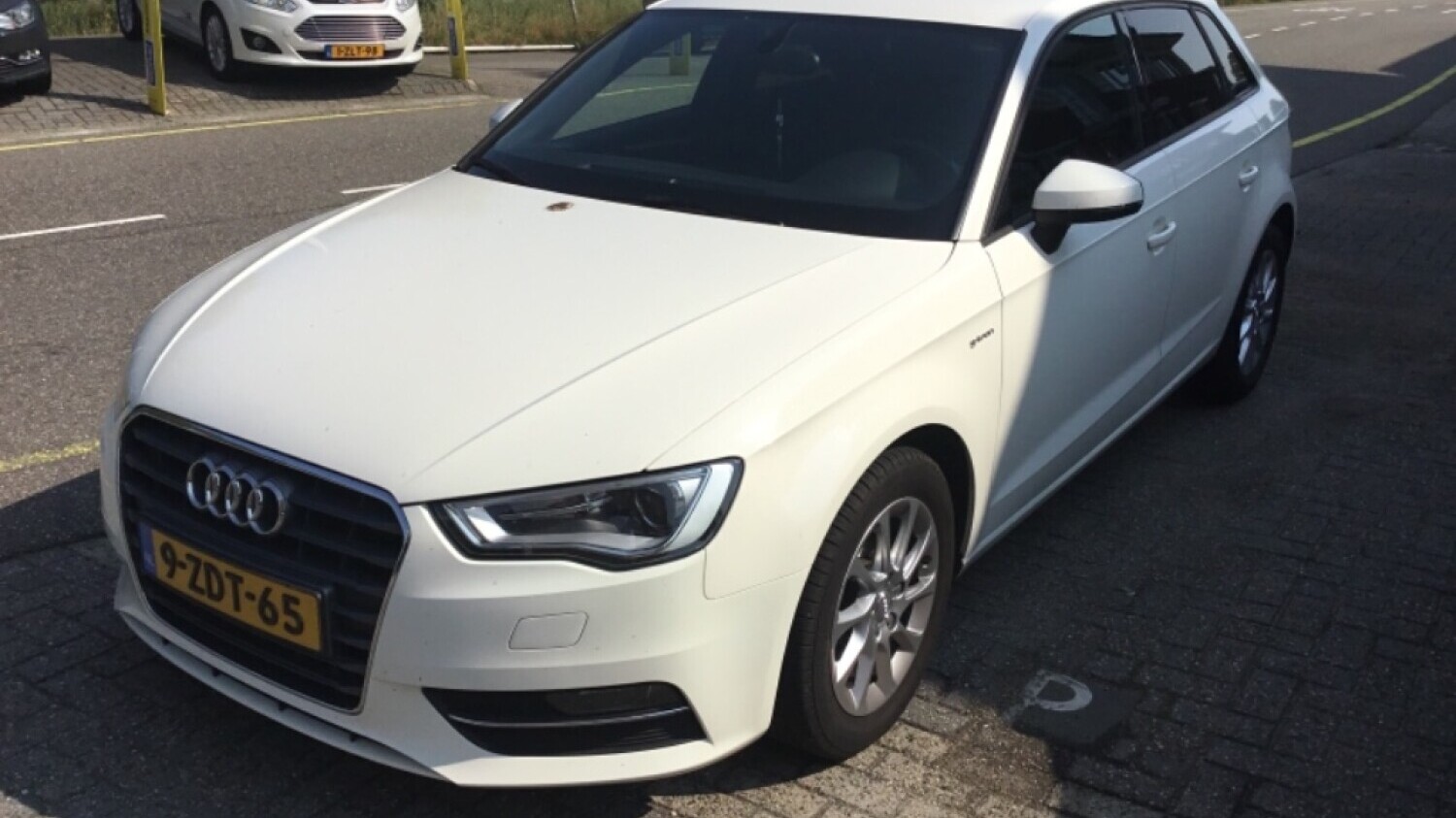 Audi A3 Hatchback 2014 9-ZDT-65 1