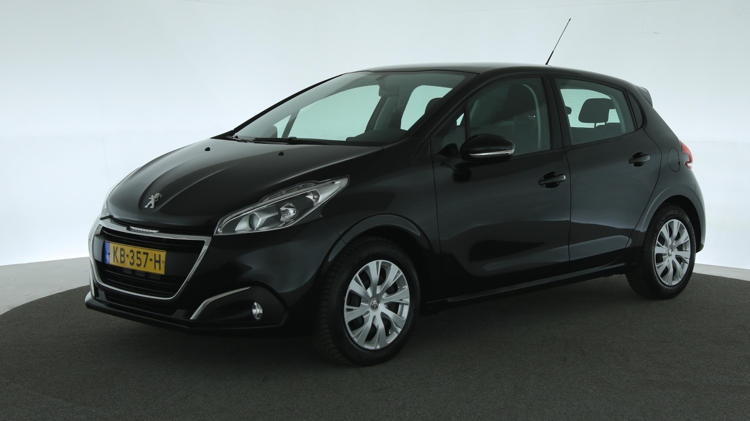 Peugeot 208 Hatchback 2016 KB-357-H 1