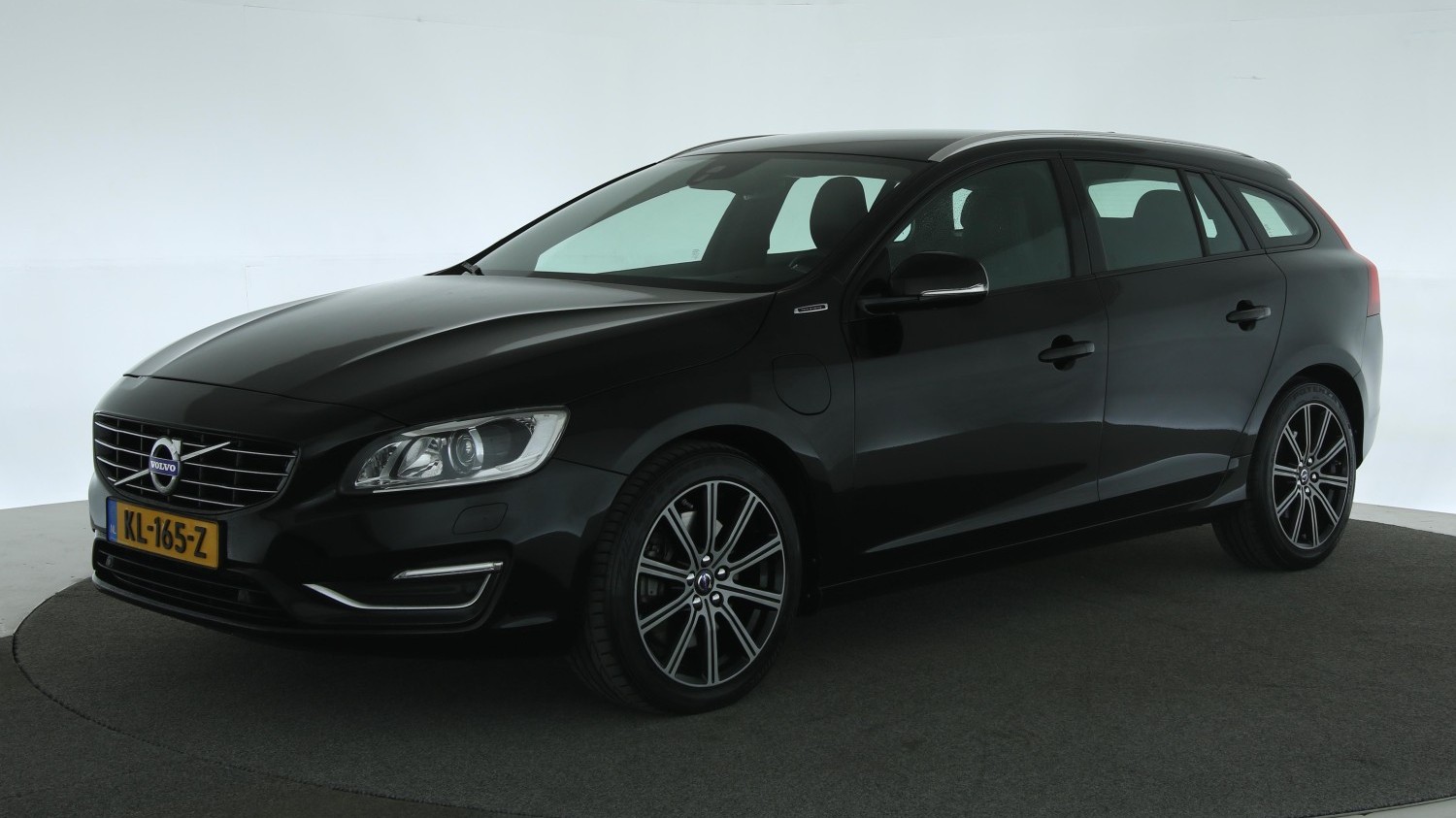 Volvo V60 Station 2016 KL-165-Z 1